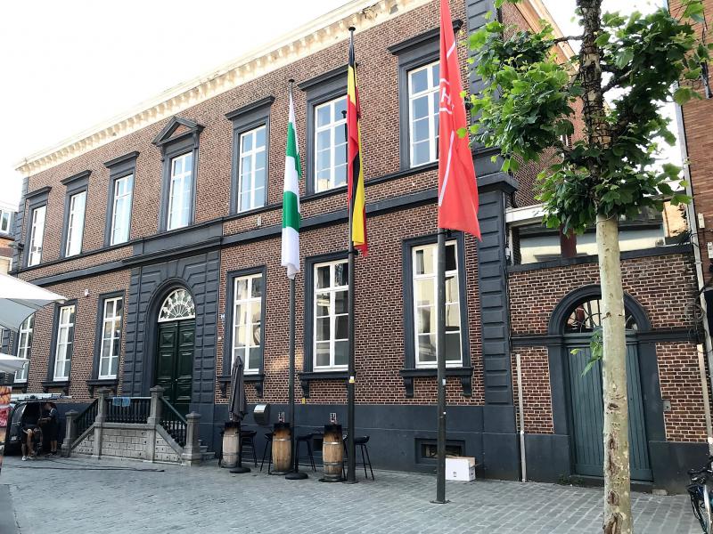 Voorgevel dekenij Zuivelmarkt 