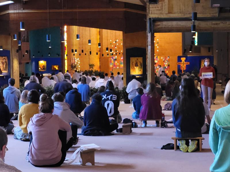 Jongeren uit Aalst en omgeving in Taizé 