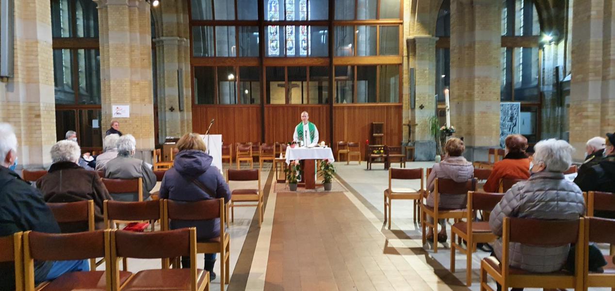  20211114 - dankviering - H. Familiekerk - Schaarbeek © Frank Foulon