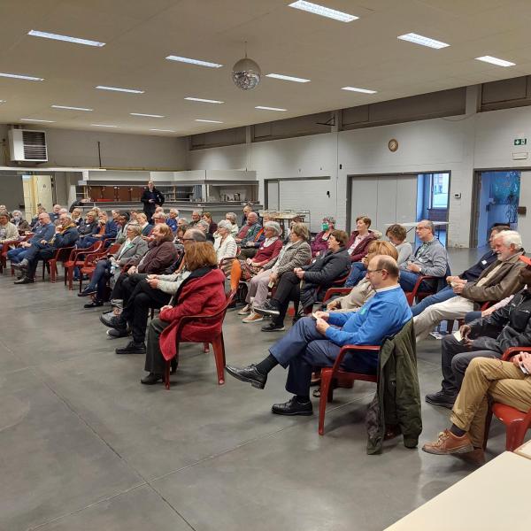 Ontmoetingsavond omarmers in zaal Ter Beke in Roeselare 