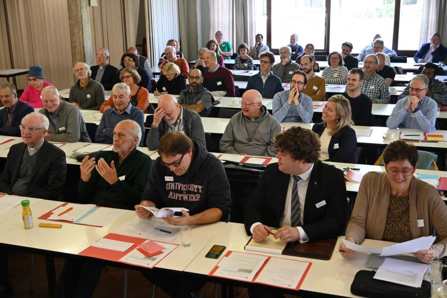 Op het IPB-Forum van afgelopen zaterdag in Antwerpen stonden de verwachtingen van jongeren over de andere generaties en de Kerk centraal © Jeroen Moens