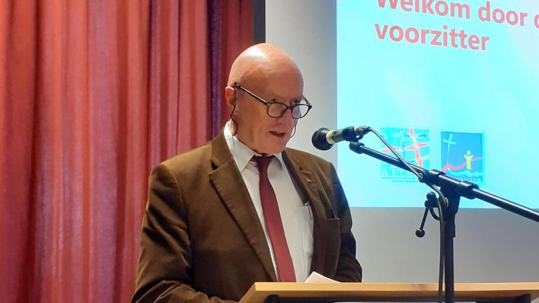 Voorzitter Luc Braeckmans leidt de Trefdag in goede banen © Attent