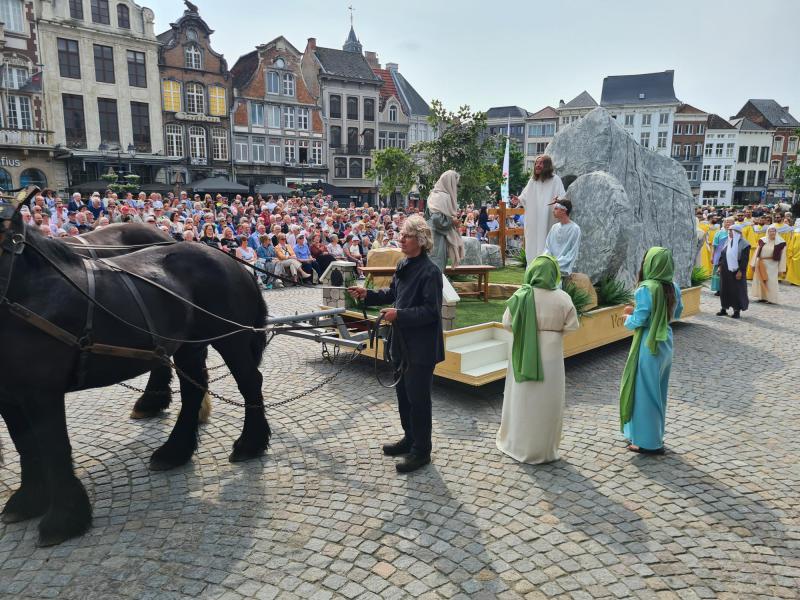 750ste editie Hanswijkprocessie, Mechelen, 14 mei 2023 © Dienst Communicatie aartsbisdom Mechelen-Brussel