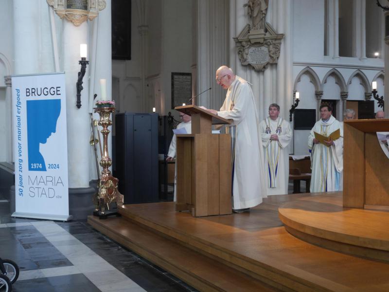 Welkom door kannunik Adelbert Denaux, voorzitter Brugge-Mariastad vzw © Brugge-Mariastad vzw