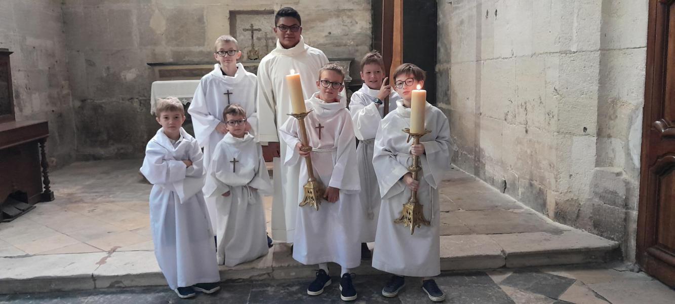 zondagsmis in de kathedraal Saint-Maurice de Vienne © T Poorters