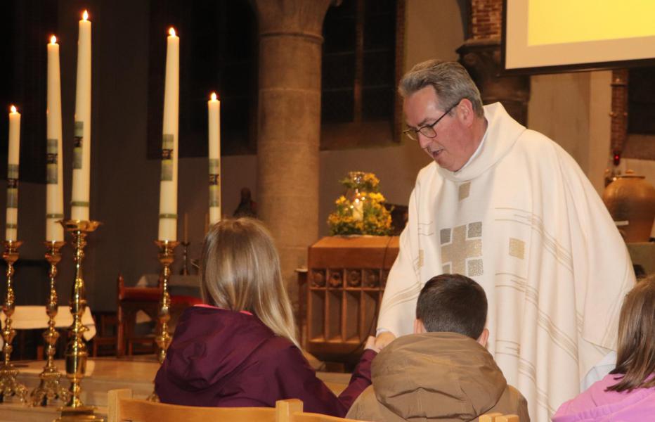 We wensen elkaar vrede en alle goeds © Pastorale Eenheid O.L.V. Krekedal Kortemark