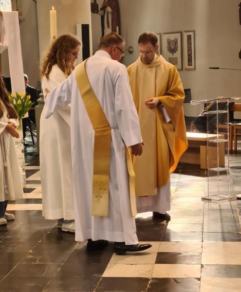 Paasviering in de Sint-Amanduskerk te Wingene 