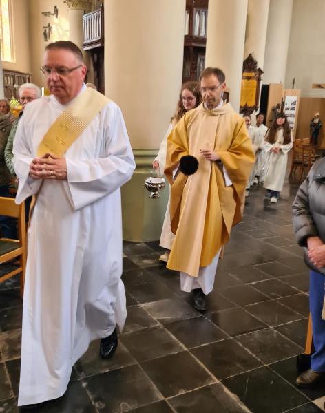 Paasviering in de Sint-Amanduskerk te Wingene 