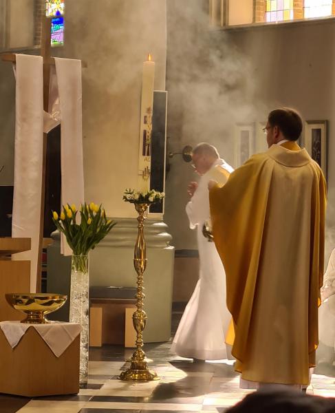 Paasviering in de Sint-Amanduskerk te Wingene 