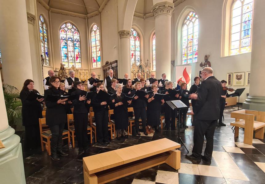 Paasviering in de Sint-Amanduskerk te Wingene 