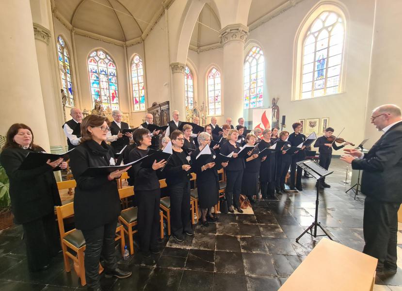 Paasviering in de Sint-Amanduskerk te Wingene 