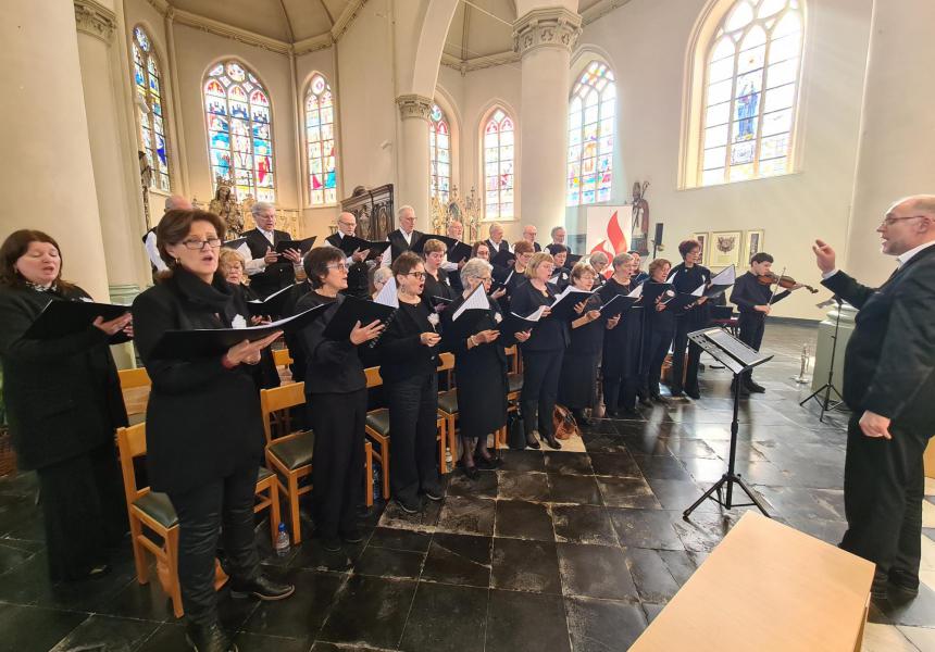 Paasviering in de Sint-Amanduskerk te Wingene 