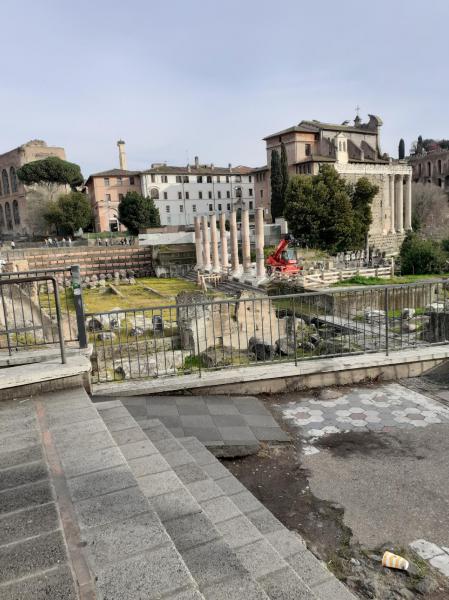 Rome-bedevaart Sint-Corneliusparochie Ninove - 8-11 april 2024 - Forum Romanum © Begga De Smet