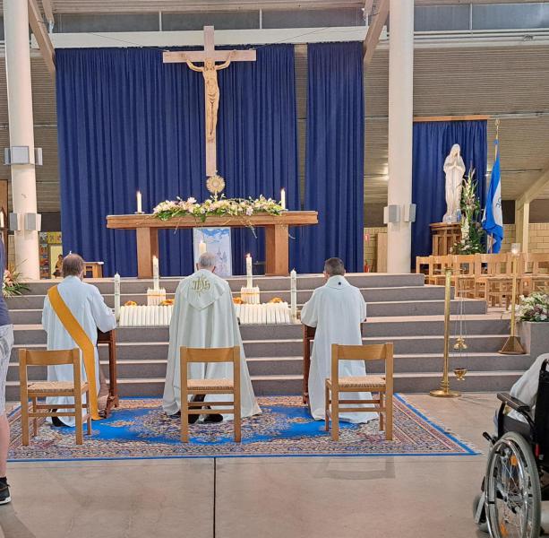 P.E. Sint-Augustinus: Beernem - Ruiselede - Wingene op bedevaart naar Banneux 