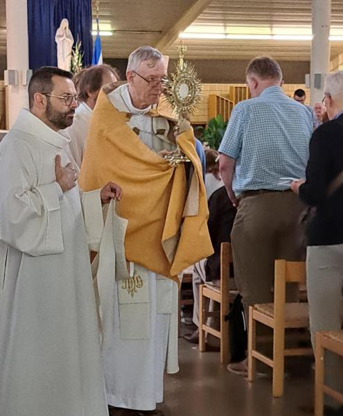 P.E. Sint-Augustinus: Beernem - Ruiselede - Wingene op bedevaart naar Banneux 