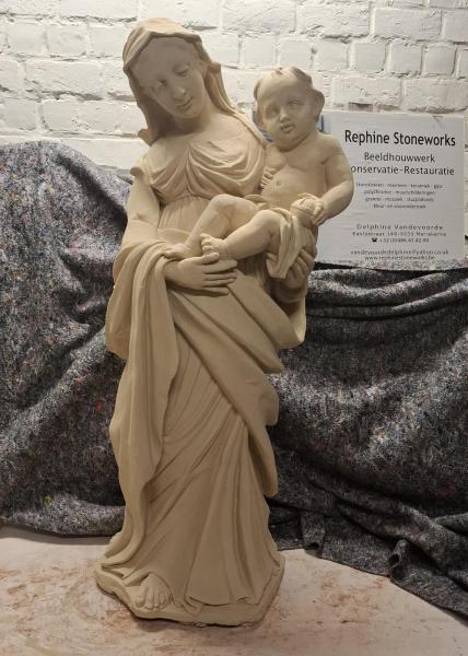 Het gerestaureerde Mariabeeld © Delphine Vandevoorde