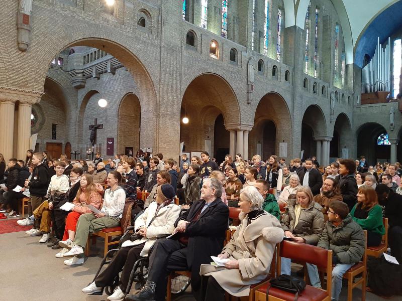 De viering in Kristus Koning © Evelien Van Heyst