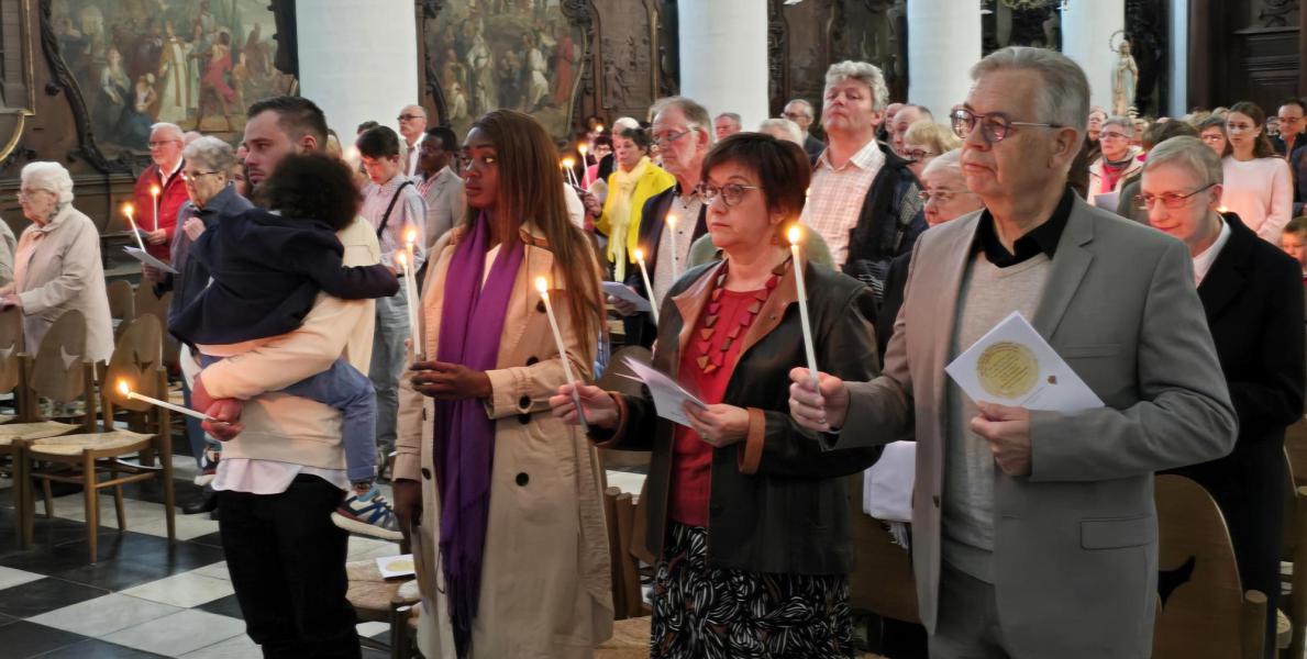 Paaswake 2025 in de Abdijkerk Ninove © Philippe Meyer