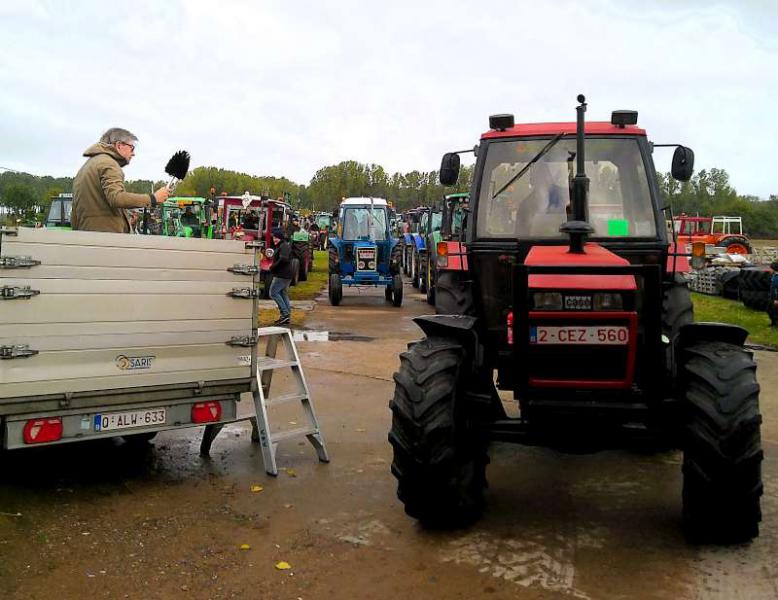 Tractorzegening © Dirk De Sloovere