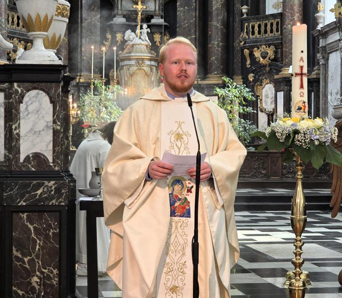 Dankviering priester Hylco Meirlaen - Abdijkerk Ninove - 15 augustus 2025 © Philippe Meyer