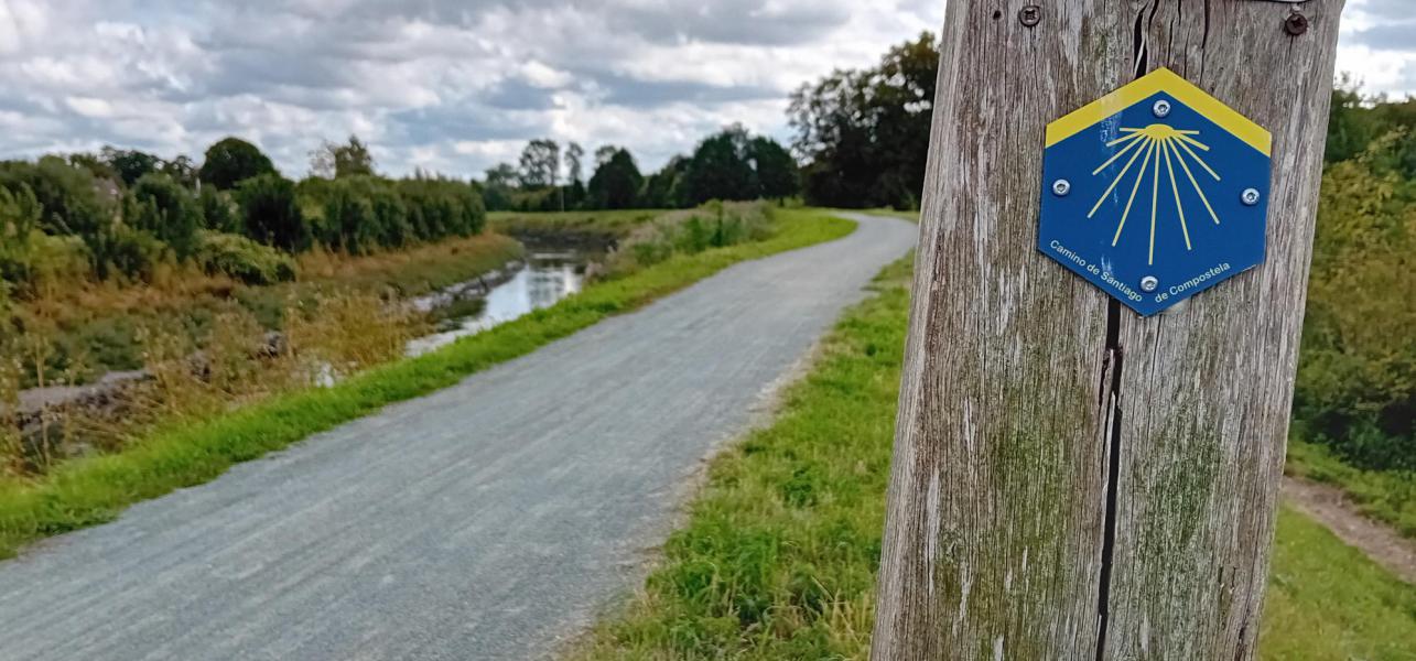 Richtingaanwijzer naar Compostella (1) © PM