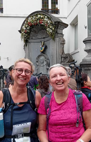 Tussen de toeristen bij Manneke Pis © PM