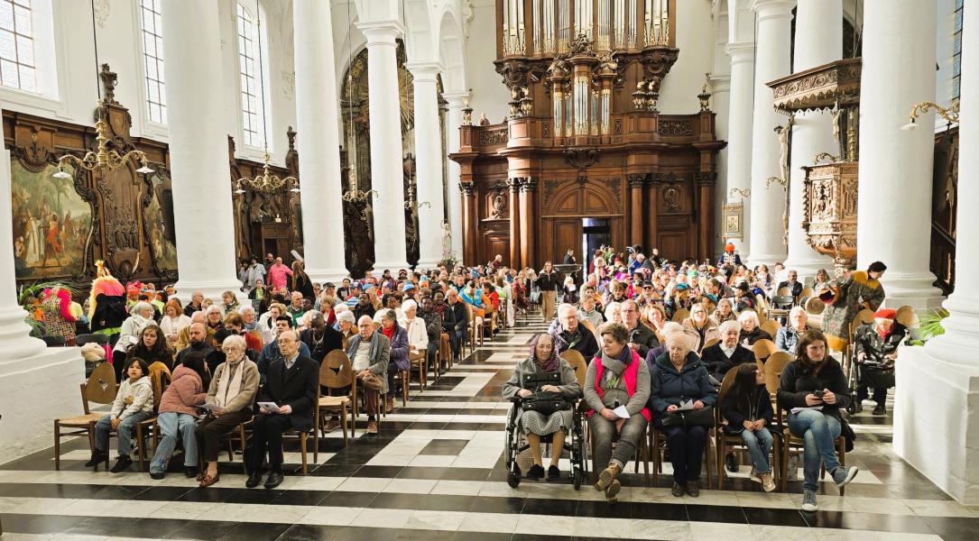 66 Joeër Carnaval in oos Nienof - Abdijkerk Ninove - zondag 26 oktober 2025 © Philippe Meyer