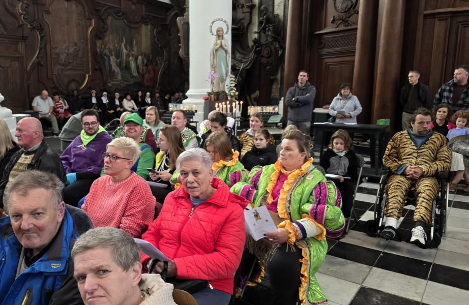 66 Joeër Carnaval in oos Nienof - Abdijkerk Ninove - zondag 26 oktober 2025 © Philippe Meyer