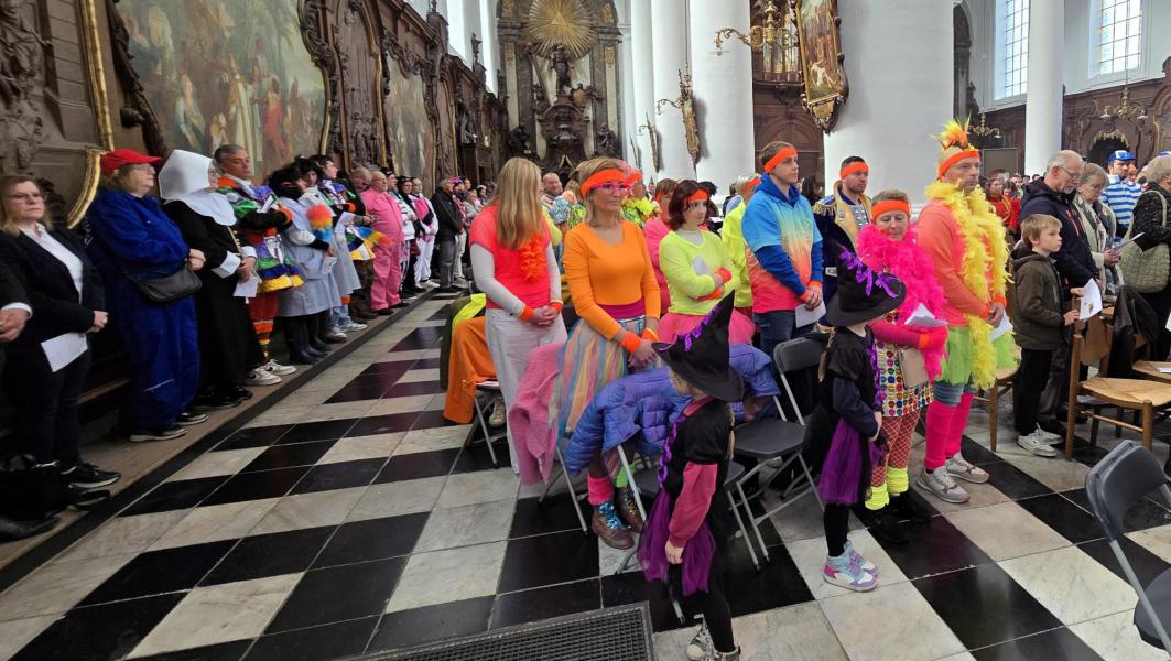 66 Joeër Carnaval in oos Nienof - Abdijkerk Ninove - zondag 26 oktober 2025 © Philippe Meyer