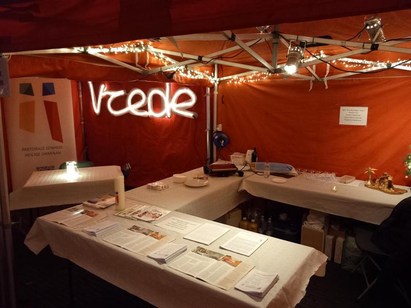 Heet kraampje van de parochies van Wilrijk 