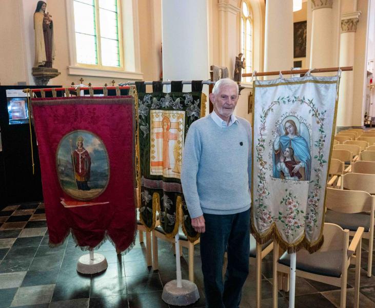 sacramentsprocessie Alt-Hoeselt © E. Merckx