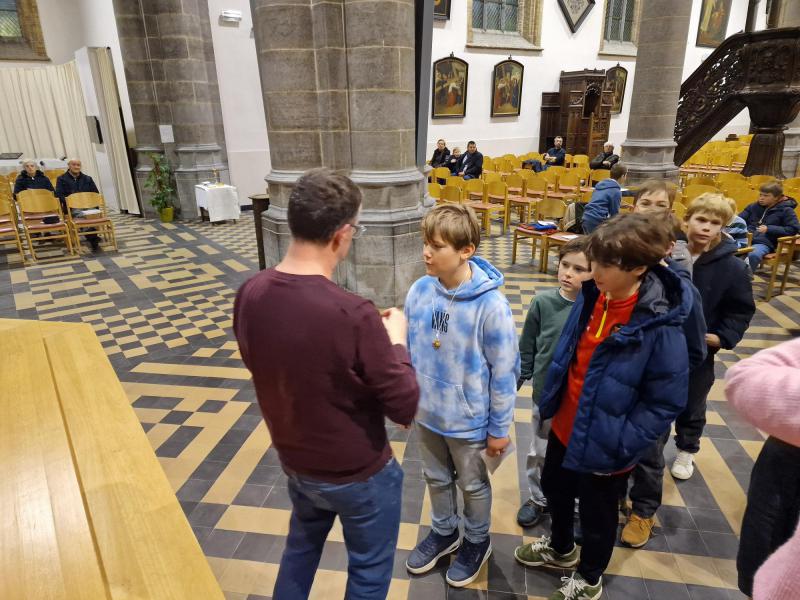 Kruisoplegging © Thierry Christiaens