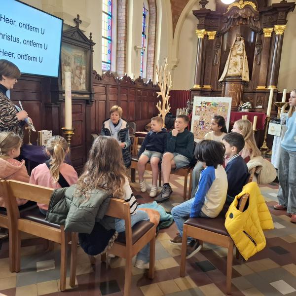 Kindernevendienst veertigdagentijd © M Schilperoord