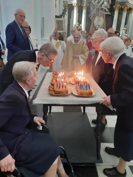190-jarig jubileum Zusters Heilige Harten te Ninove - 1 mei 2026 © Rita Van Thuyne
