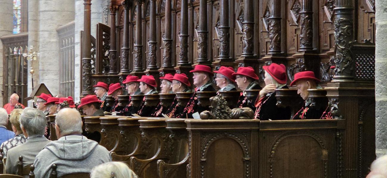 Leden van de Sodaliteit tijdens de eucharistieviering © G.D.
