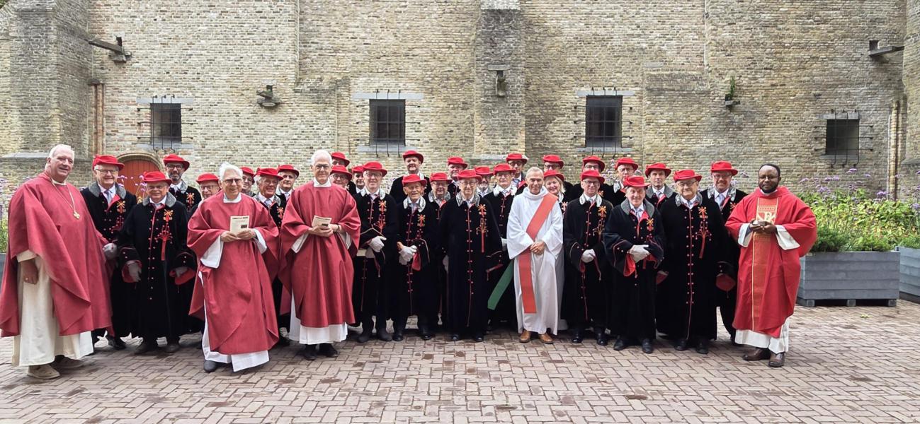 Groepsfoto na de eucharistieviering © G.D.
