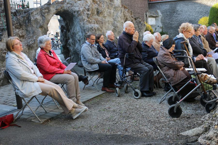 Viering Lourdesgrot © opa van Josse