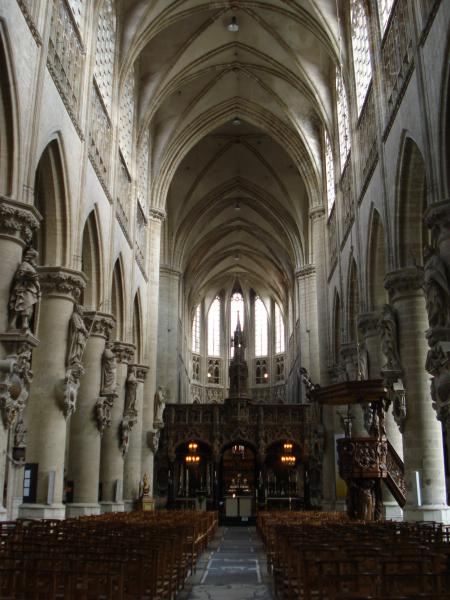 Binnenzijde Sint-Gummaruskerk 