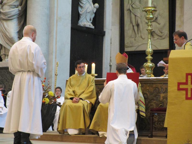 Diakenwijding Hylco Meirlaen - zondag 27 oktober 2024 in de Sint-Baafskathedraal te Gent © Michèle Beckers