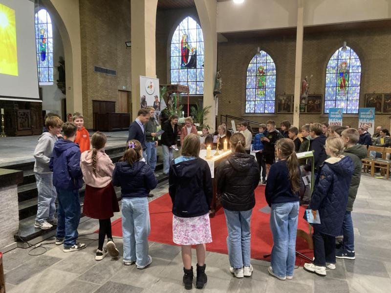 Startmoment vormelingen Zwevezele 