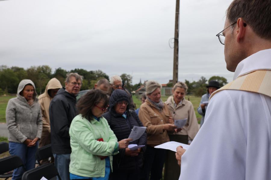 Herinwijding kapel van O.L.V. van Smarten in Zwevezele 