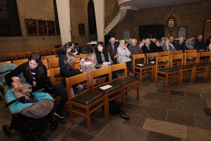 Maria-Lichtmis in de Sint-Aldegondiskerk in Zwevezele op zaterdag 8 februari 