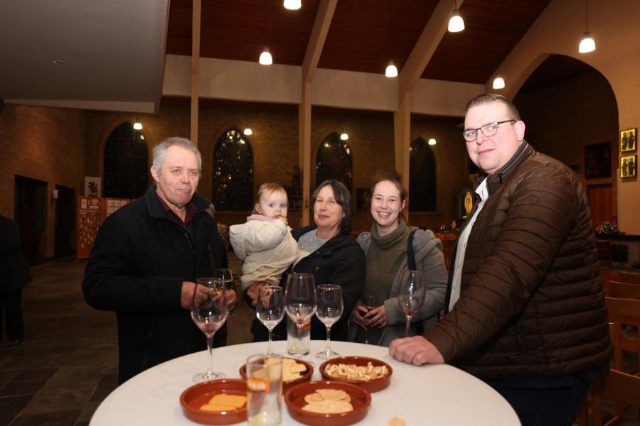 Maria-Lichtmis in de Sint-Aldegondiskerk in Zwevezele op zaterdag 8 februari 