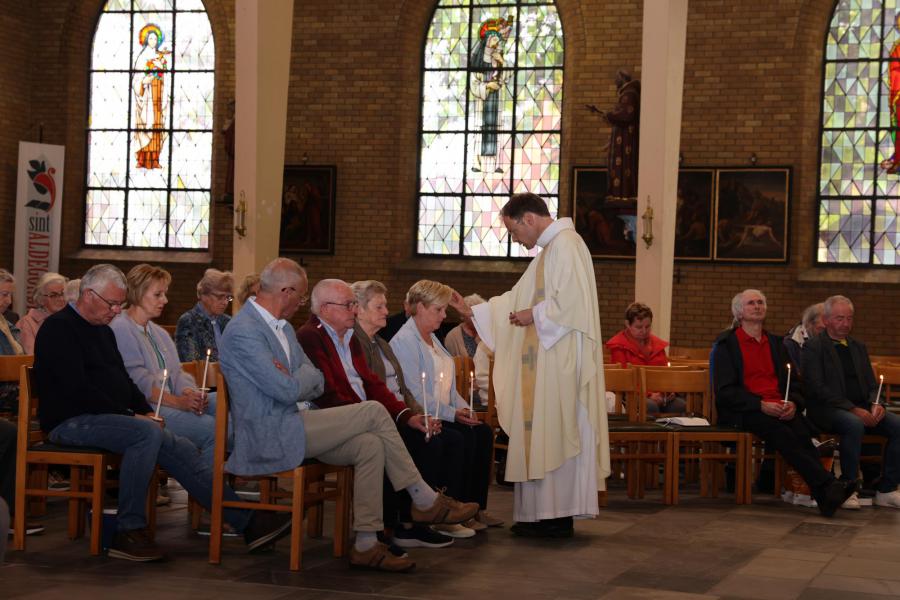 Sint-Aldegondisnoveen te Zwevezele 