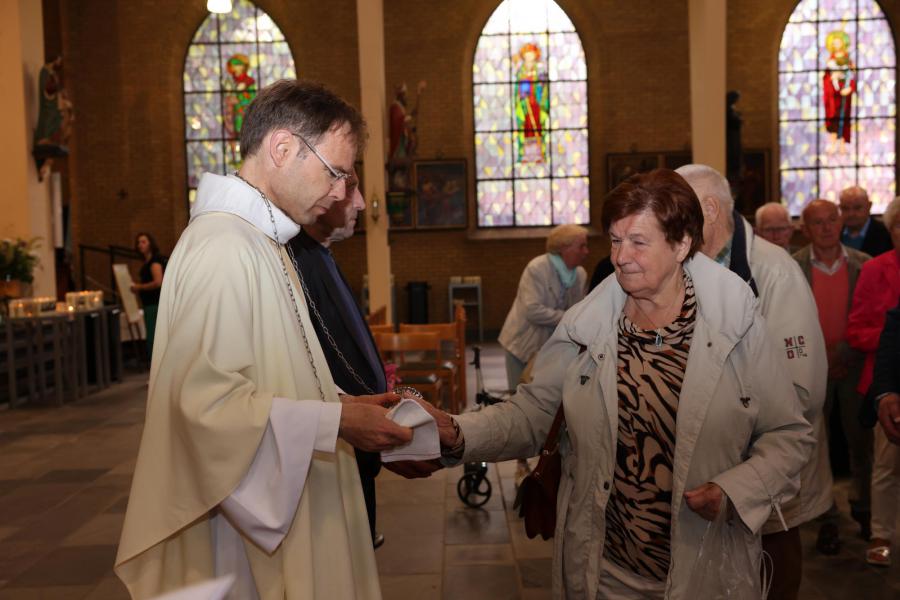 Sint-Aldegondisnoveen te Zwevezele 