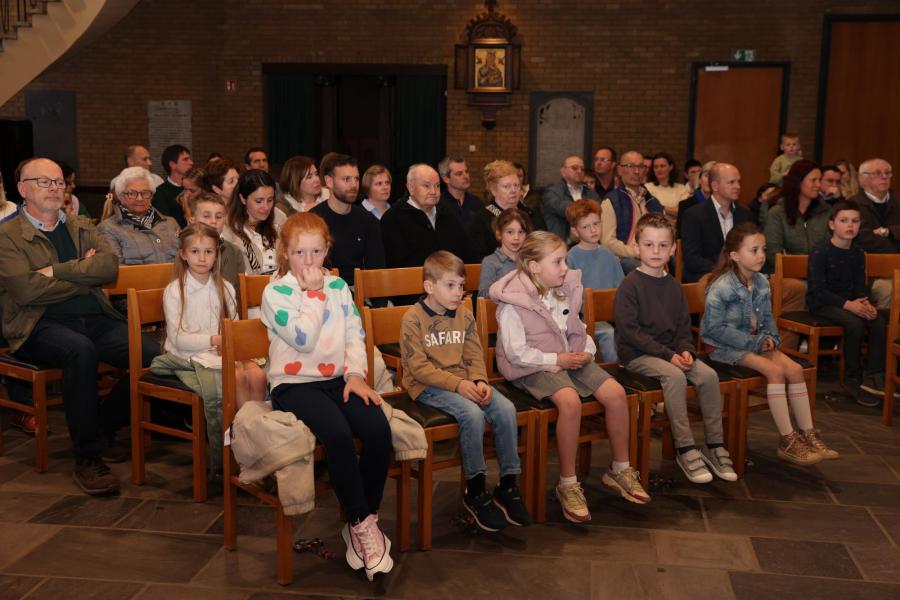Instapviering eerstecommunicanten Zwevezele 