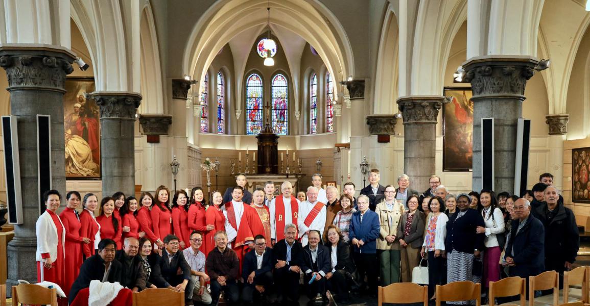 De Vietnamese gemeenschap viert 55 jaar priesterschap van priester Paul © Vietnamese gemeenschap West-Vlaanderen