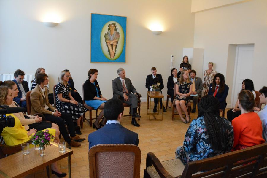 Koning Filip maakte tijd vrij voor een gesprek met een tiental jongeren © Sant'Egidio