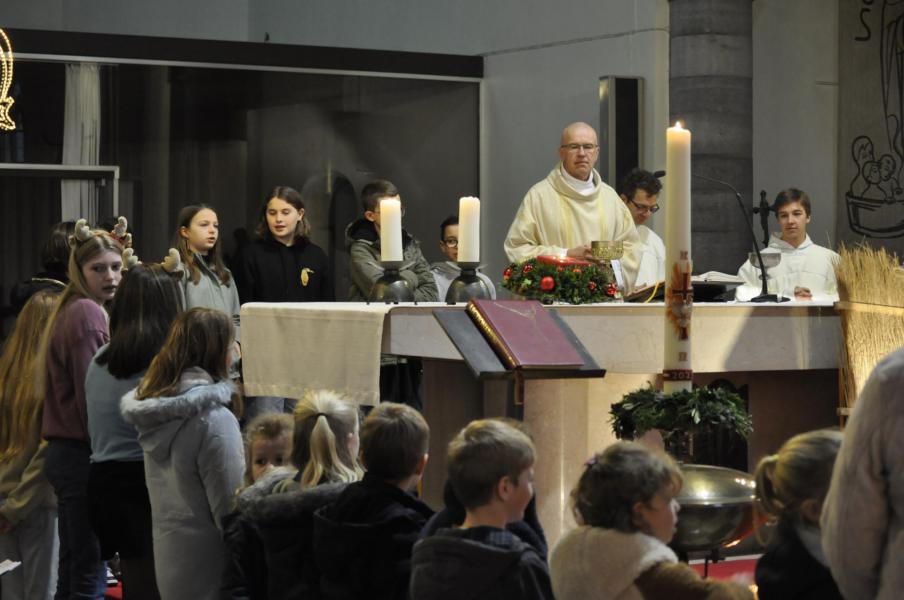 Kerstviering Groot-Vorst 2023 © Raf Engelen