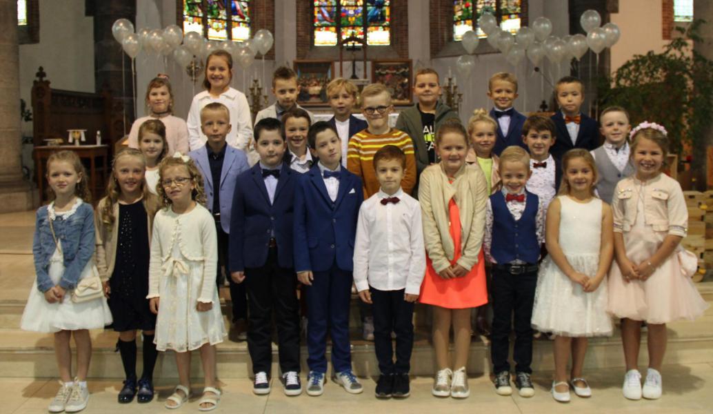 Eerste communiecantjes Handzame © Federatie Krekedal Kortemark